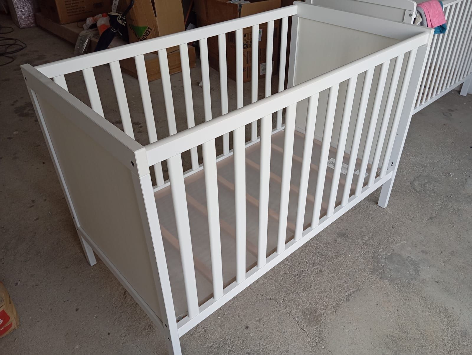 Cama de bebé usada