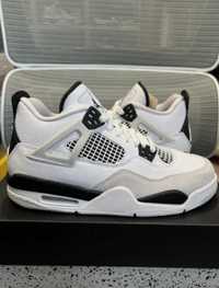 Air Jordan 4 Retro Military Black   37.5