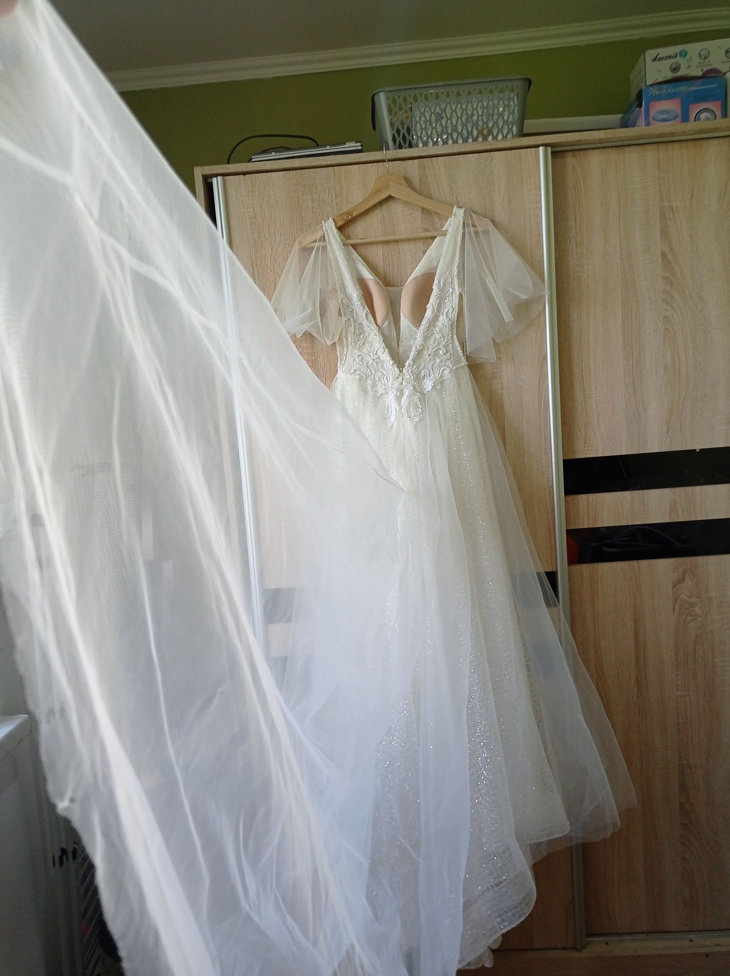 Suknia ślubna ivory 36