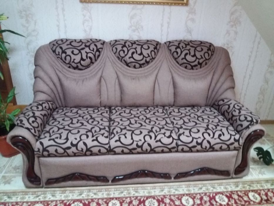 Перетяжка и ремонт мебели любой сложности  в быстрые сроки