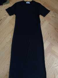 Maxi czarna sukienka z prazkowanego materialu r.M