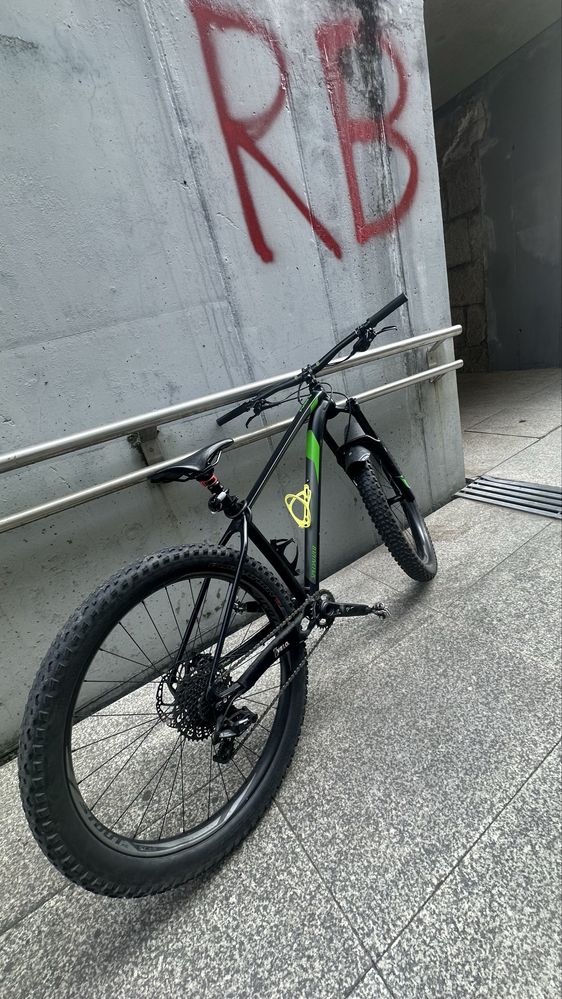 Specialized aro 27,5
