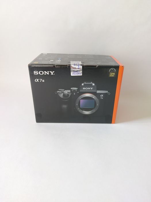 Фотоапарат Sony Alpha A7 III body,  Новий !