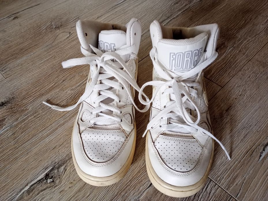 Buty sportowe jeszcze posłużą