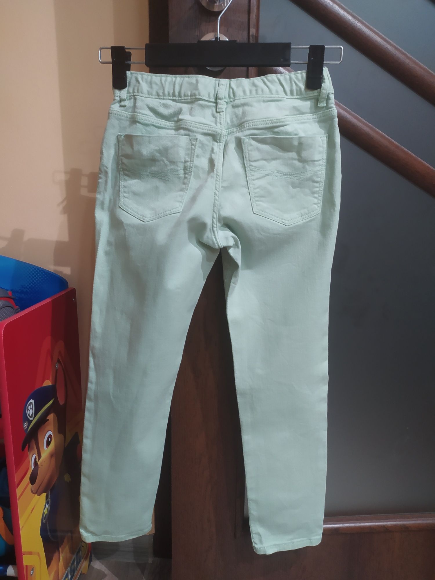 Jeansy dżinsy spodnie bawełniane dżinsowe jeansowe 152 Gapkids