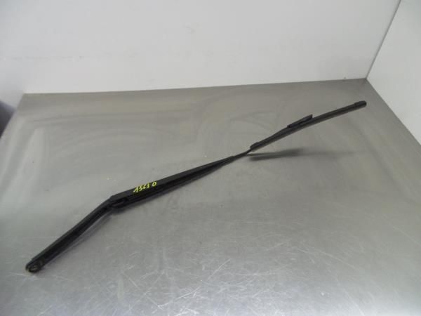 Haste / braço de escova limpa vidros frente direita RENAULT Clio IV (B