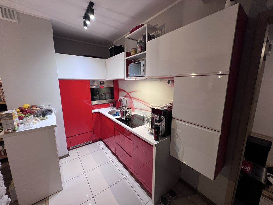 Meble kuchenne ze sprzętem