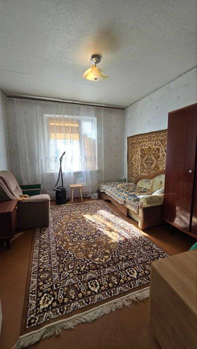 Продам 2-х кімнатну квартиру в центрі міста