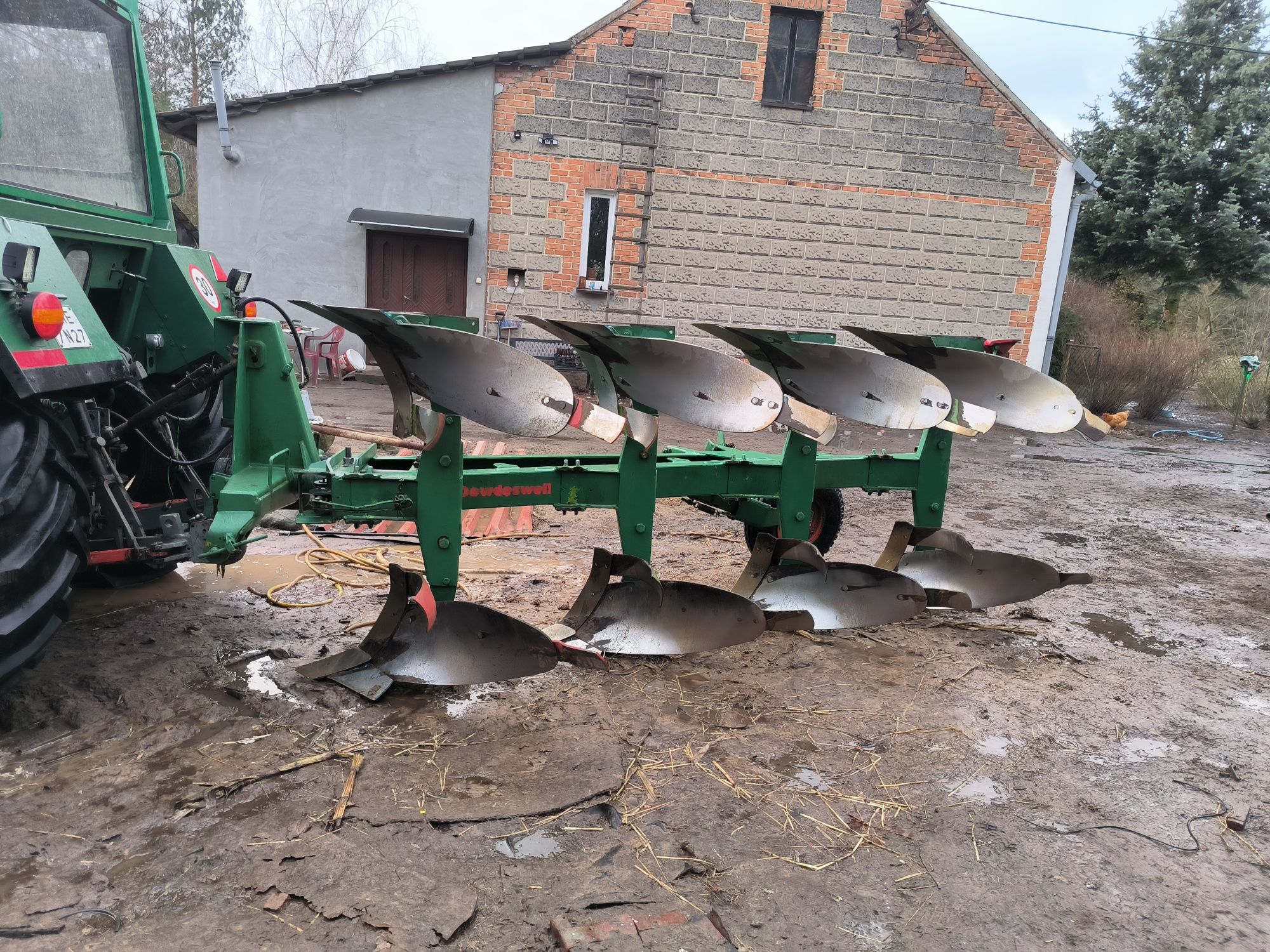 Pług obrotowy 4 skibowy, po remoncie ,małe zapotrzebowanie mocy.