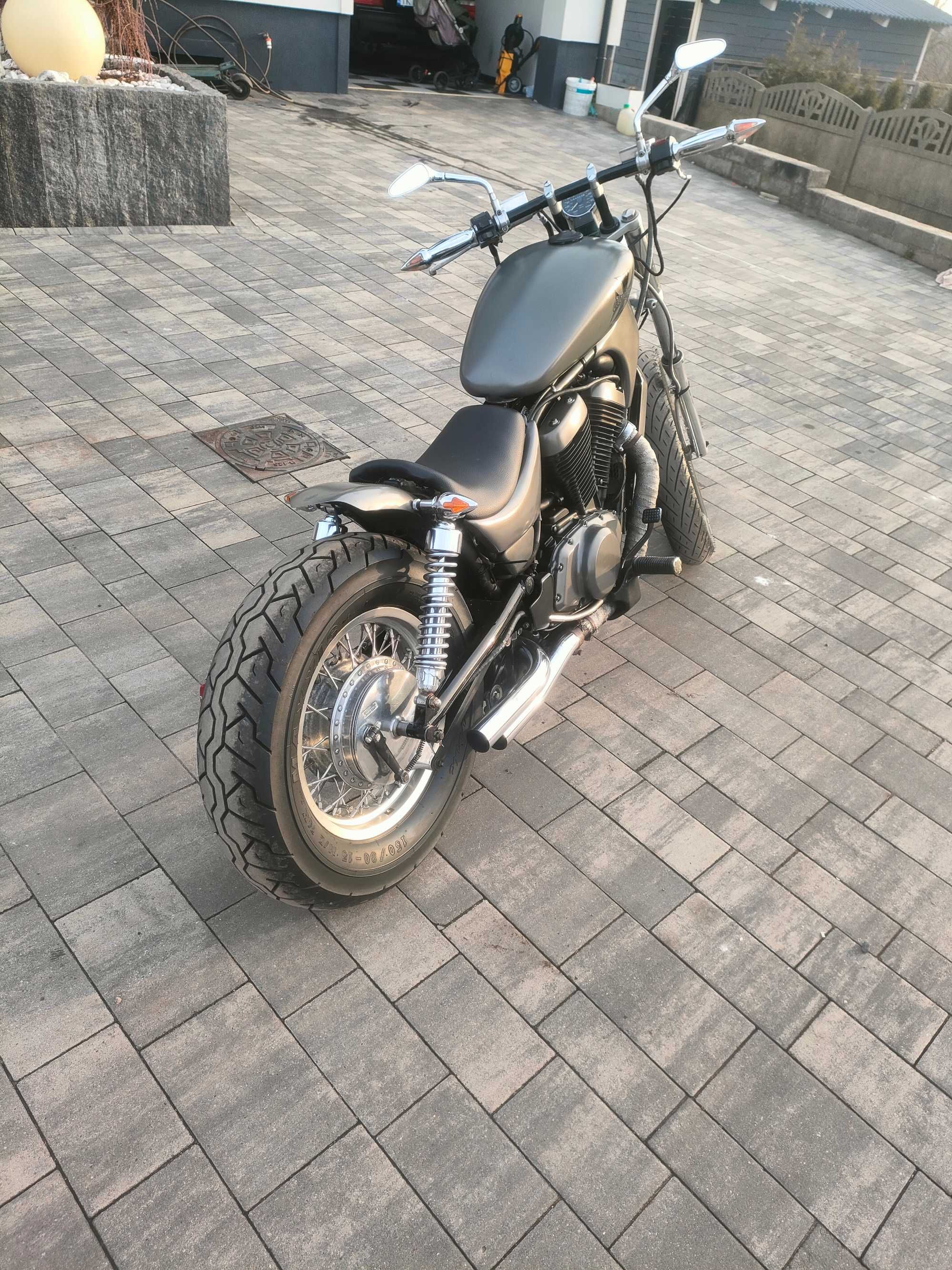 Bobber  Suzuki sv 700 Intruder Drag