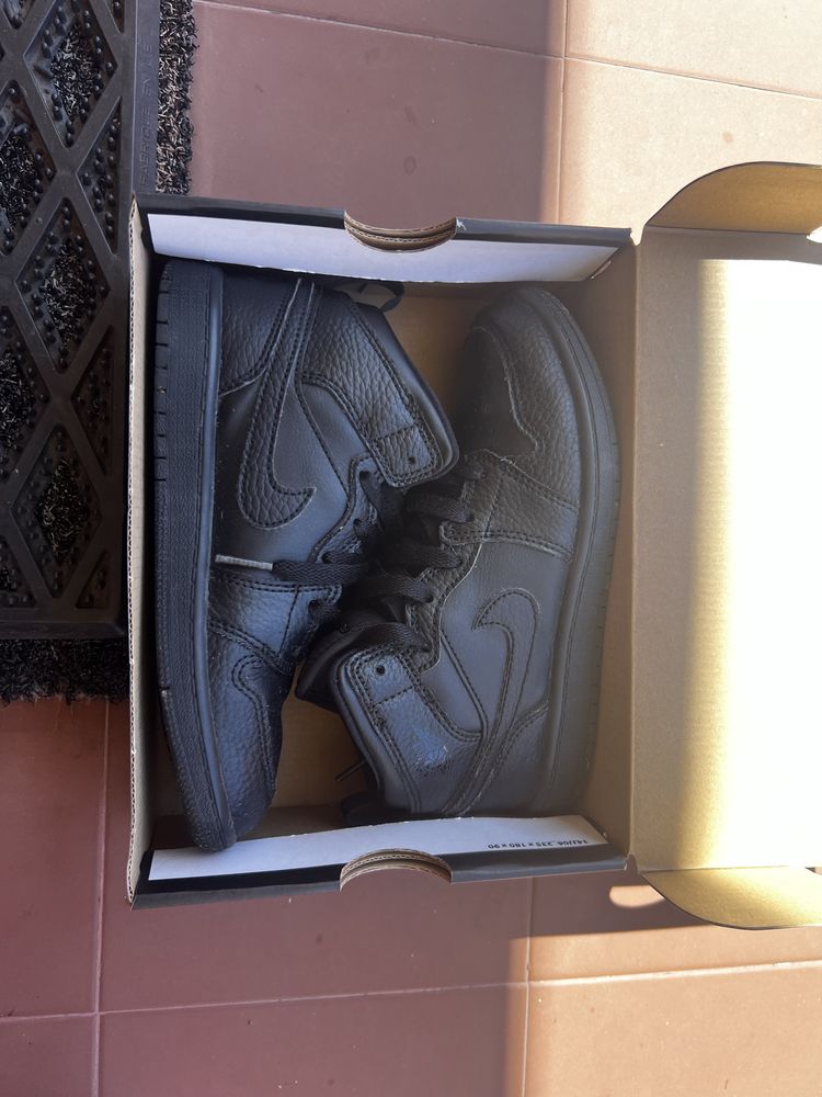 Sapatilhas nike pretas