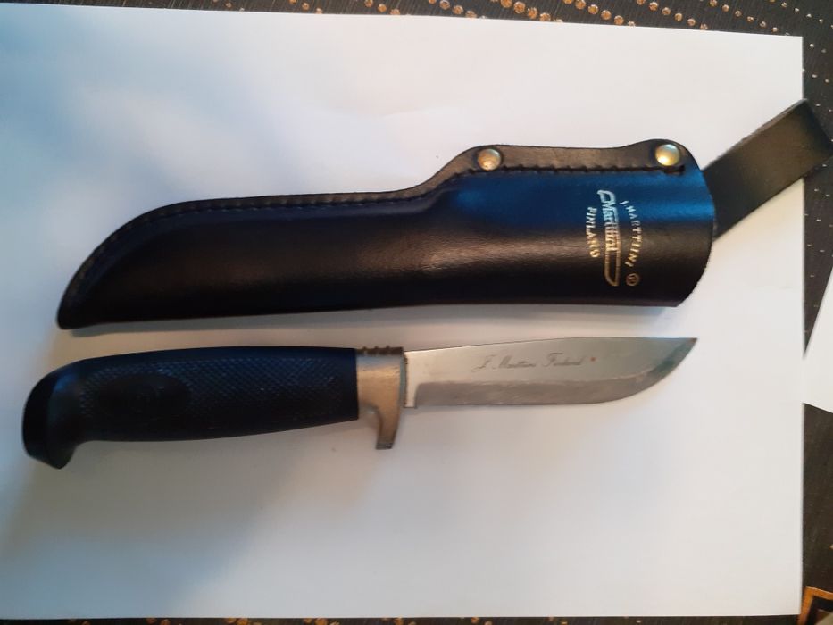 Fiński nóż myśliwski