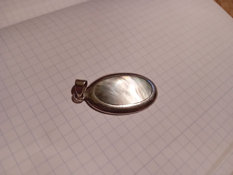 Medalha em Prata e Madrepérola