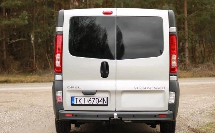 Opel Vivaro 2011