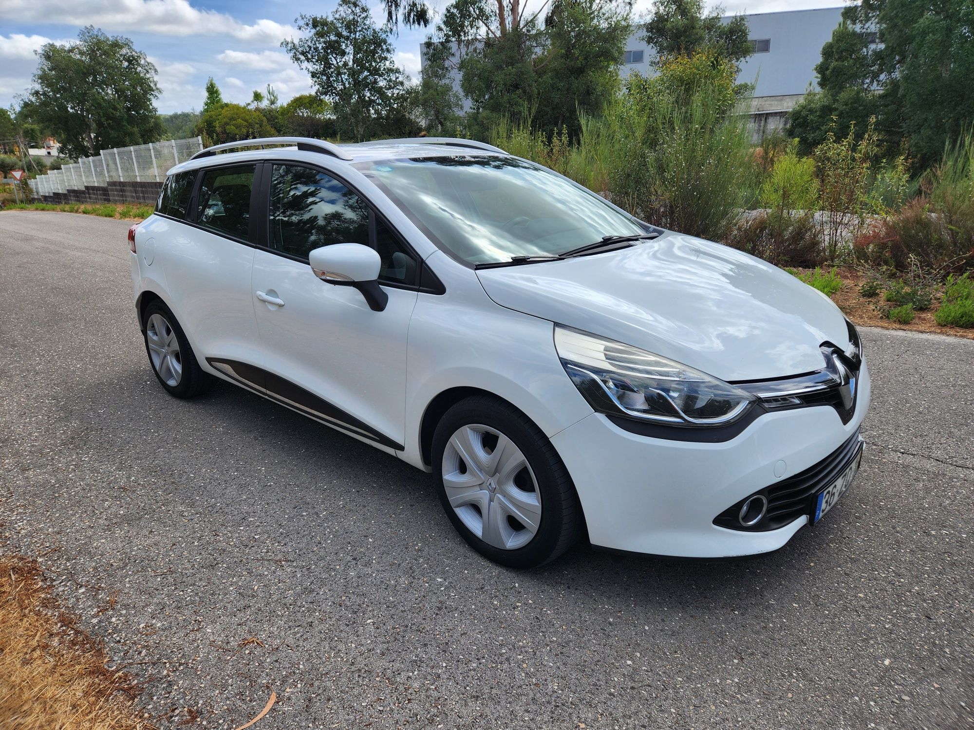 Renault clio 1.5 DCi 18 meses de garantia