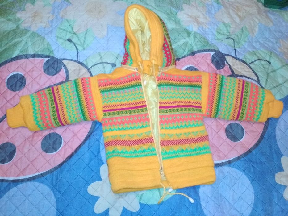 Вязаная курточка