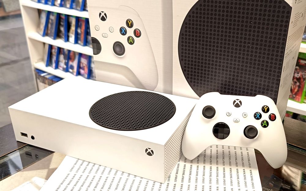 Konsola Xbox Series S stan idealny Gwarancja Sklep Wrocław