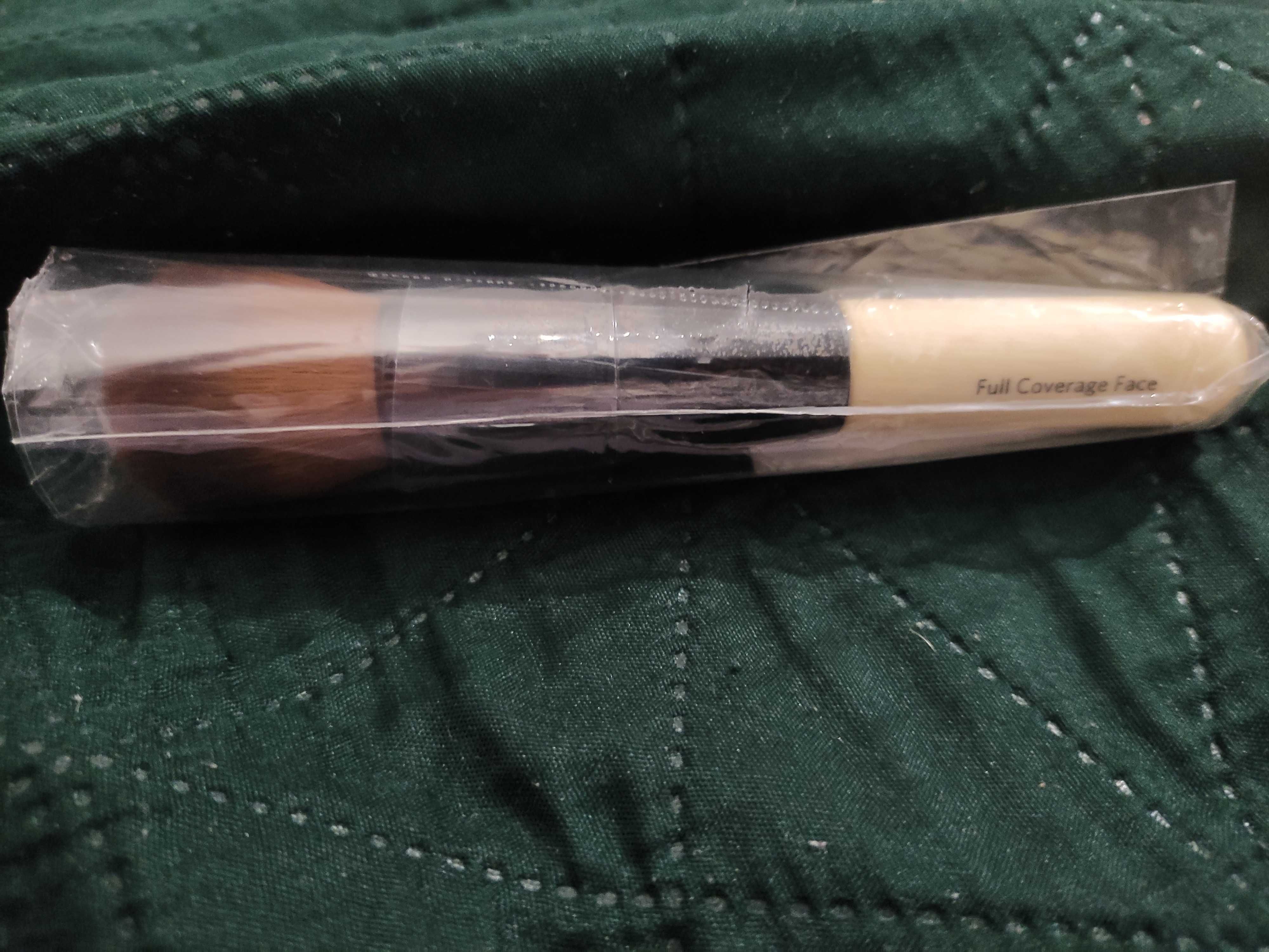 Bobbi brown full coverage face pędzel