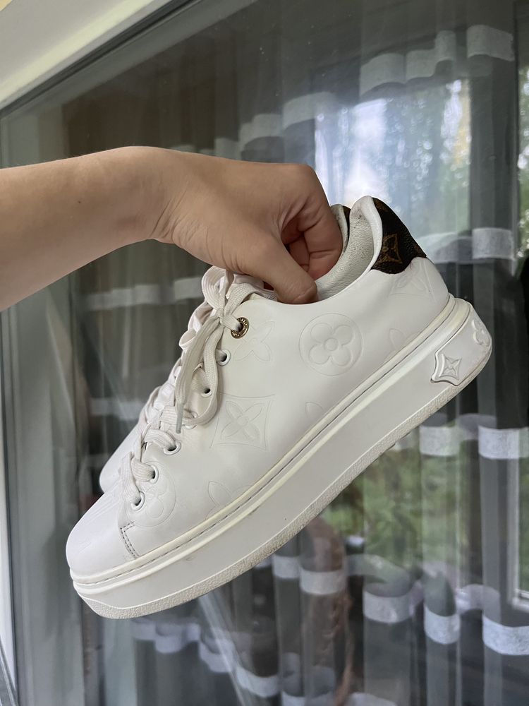 Кросівки Louis Vuitton Trainer Time Out Monogram White EUR 38 25 см