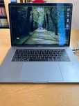 VENDO ou TROCO MacBook Pro 15'' 2018 - Touch Bar - 16GB RAM + 512GB