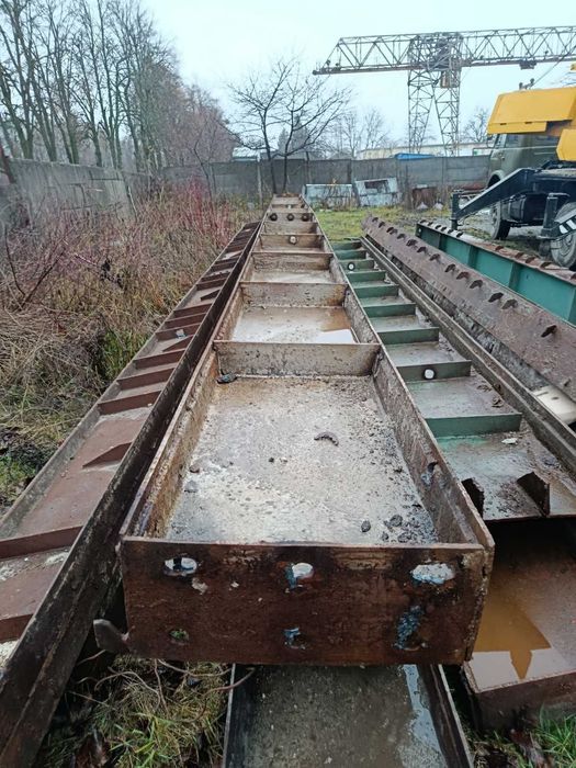 Балка металева  двутавр б в