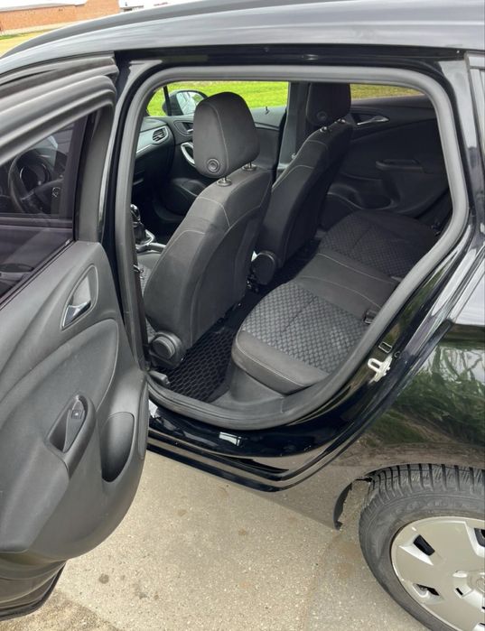 OPEL Astra V Sports Tourer 1.6 CDTI 2018 rok