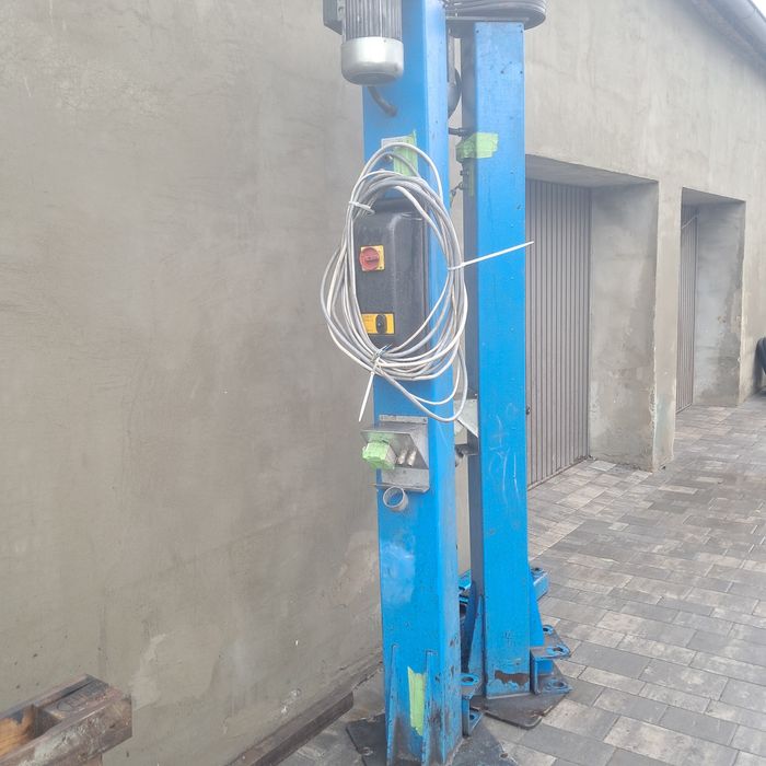 Podnosnik bezprogowy 3T  włoski