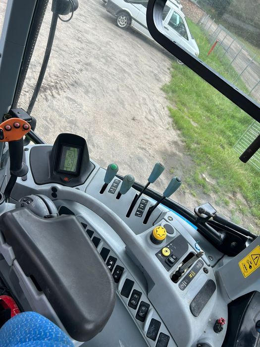 New Holland T7 210 przedni TUZ