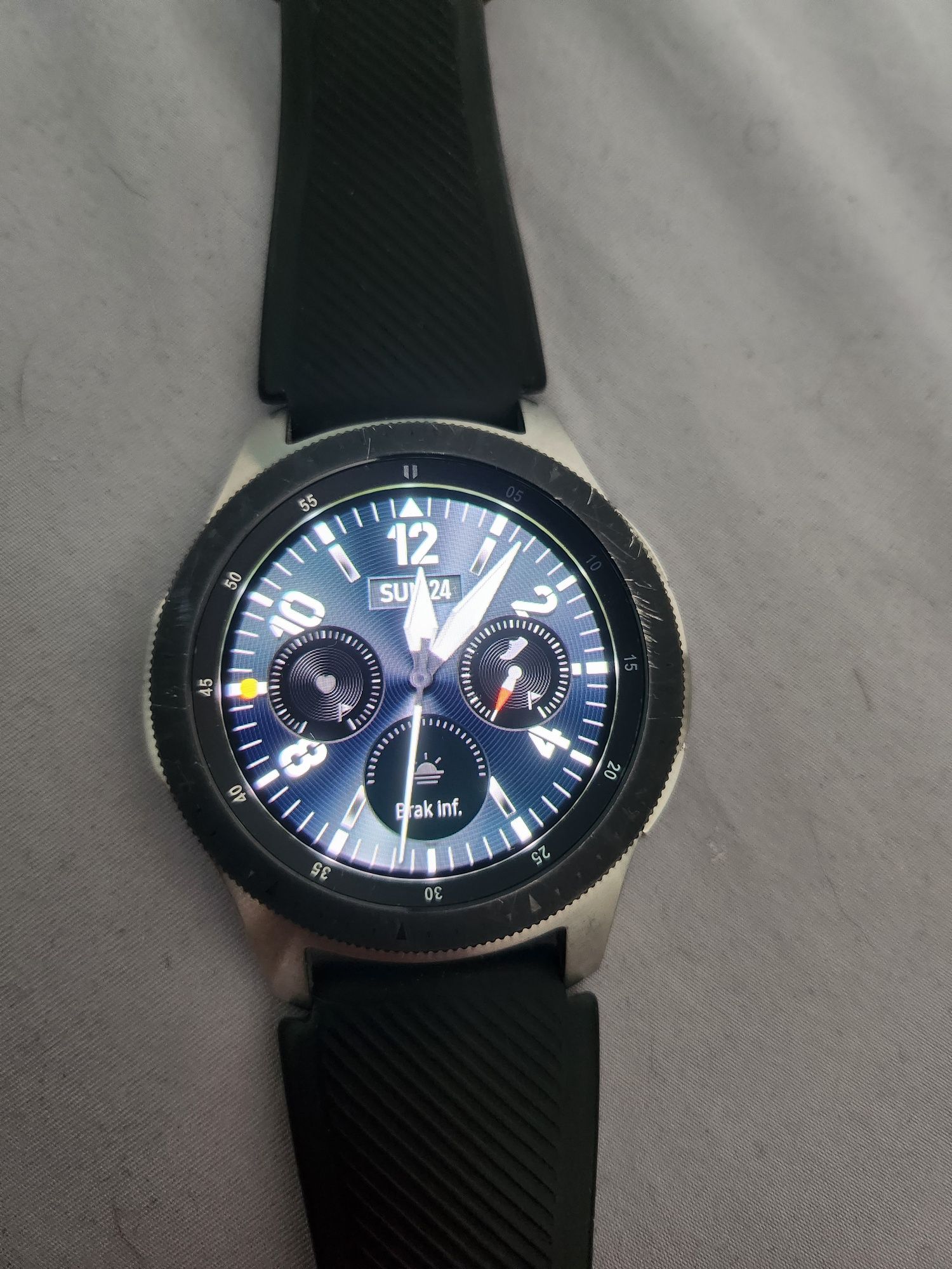 Samsung galaxy watch SM-R800
