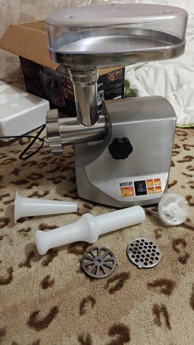 MGM-3100 MYSTERY мясорубка электрическая бытовая мясорубка