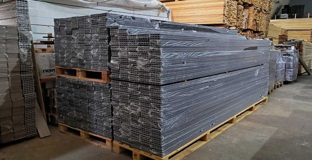 Пластикова терасна дошка від постачальника. Porch Real 3D