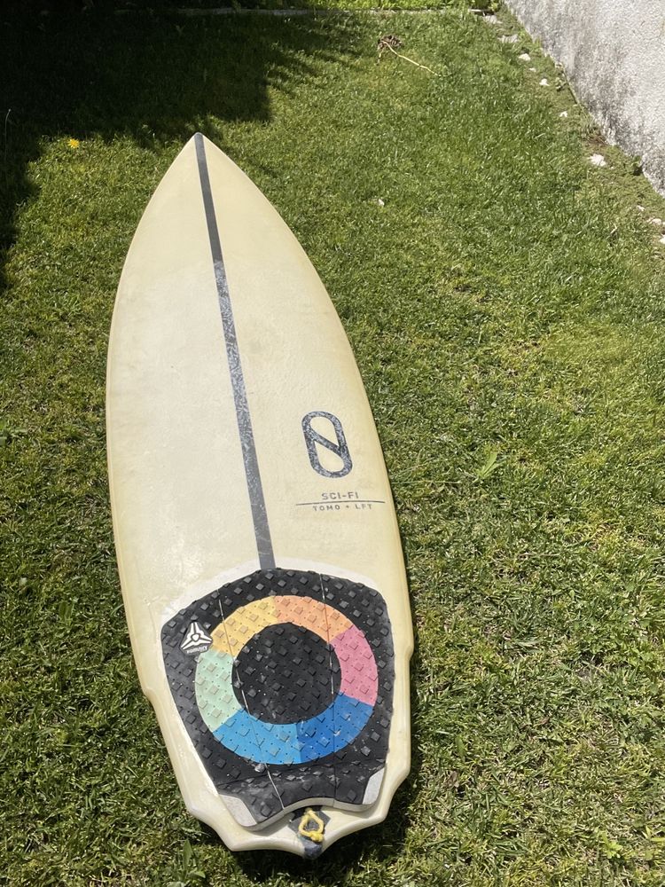 Prancha de surf Firewire sci-fi 5 7 slater designs