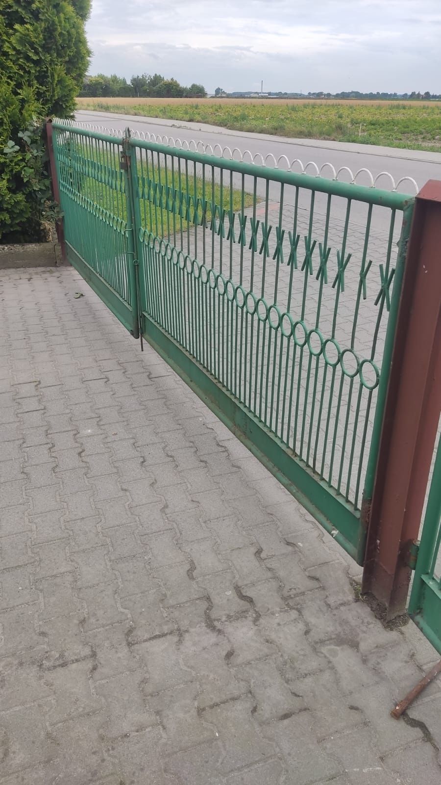 Płot z demontażu