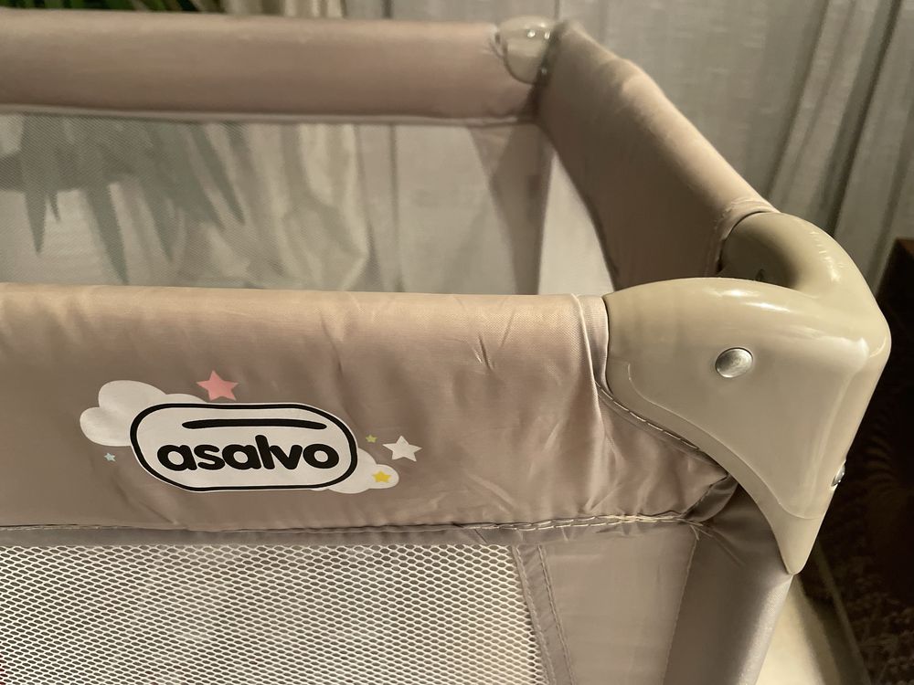 Cama de viagem Asalvo com colchão e téxteis