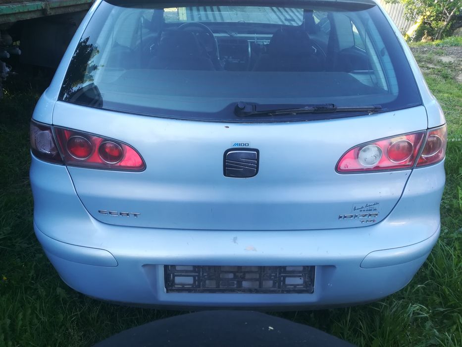 Ibiza 3 2004r klapa zderzak tył