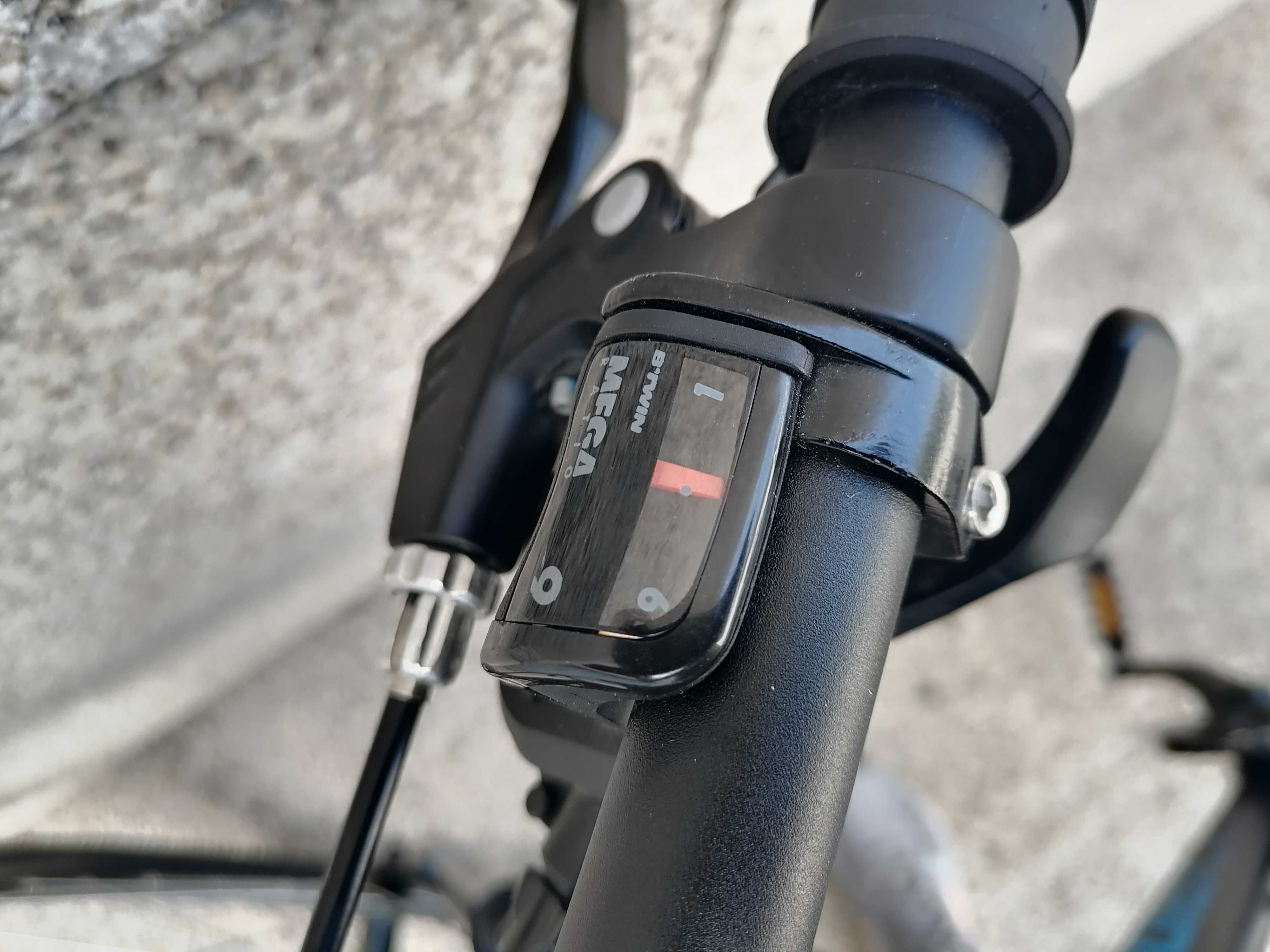 bicicleta btt mtb bike rockrider rodas 27.5 travões disco estado nova
