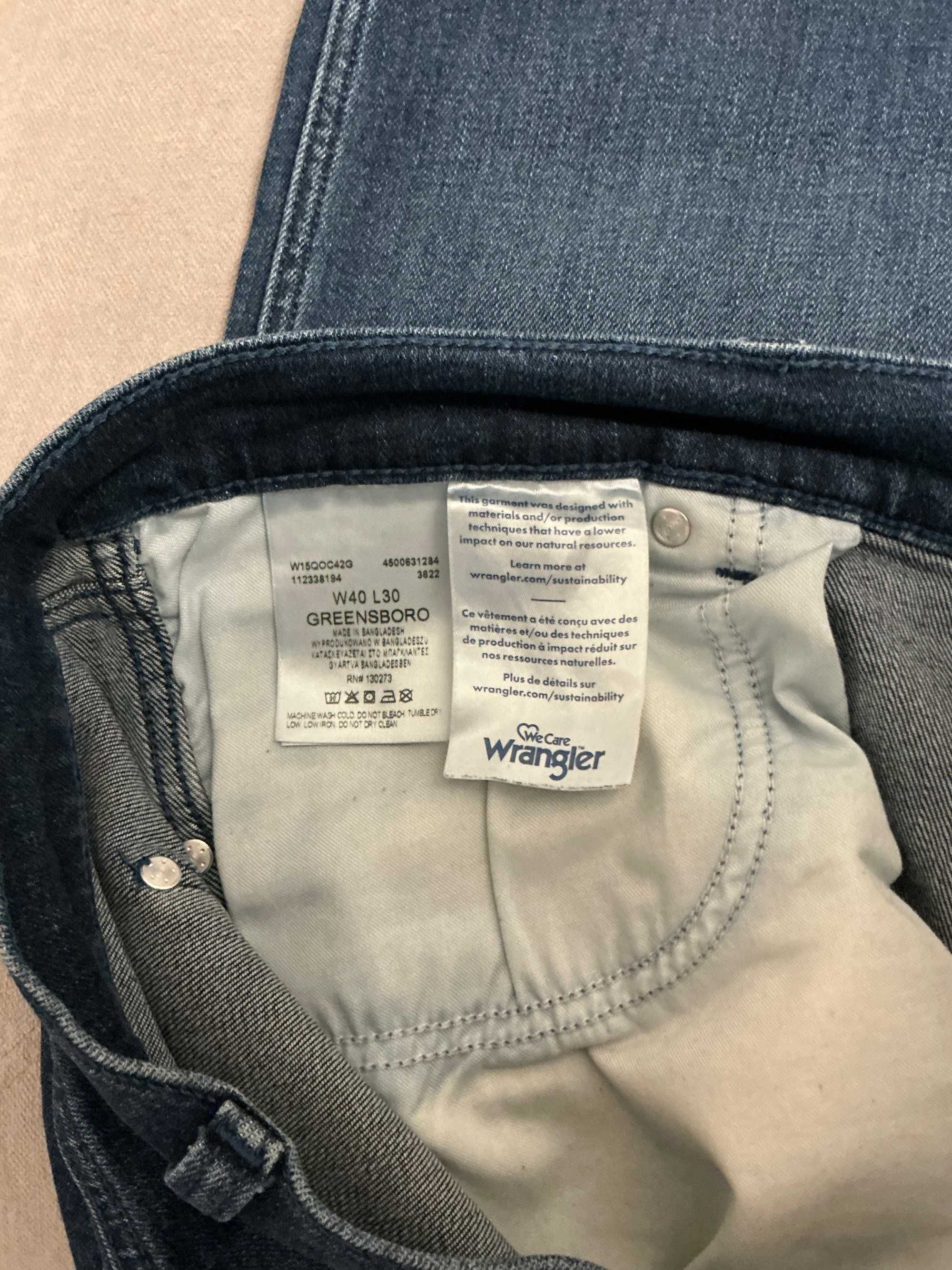 Spodnie jeansowe, Wrangler