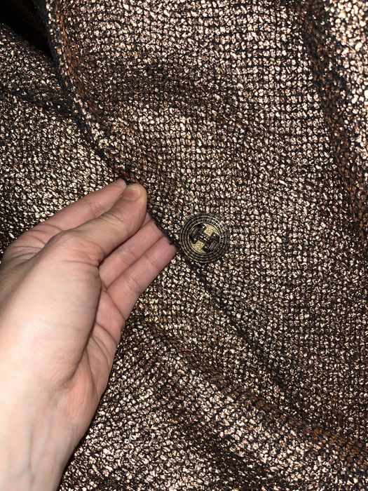 Піджак золотисто-бронзового кольору