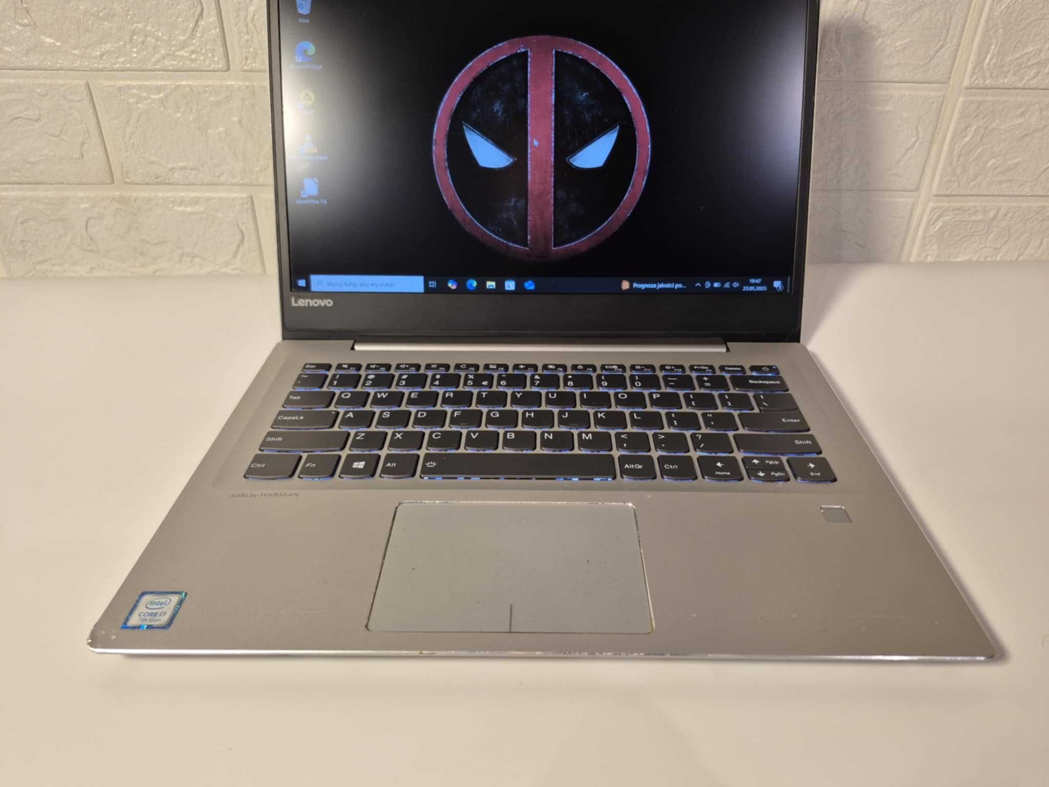 MOCNY Lenovo IdeaPad 520S i7-7th/8GbDDR4/SSD256/BateriaOK