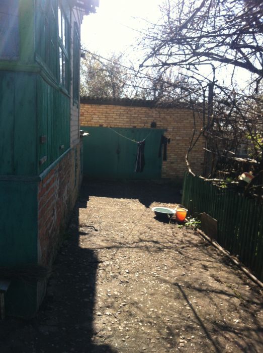 Сдам кирпичный  дом на  Яколевке. Газовое  и  пе