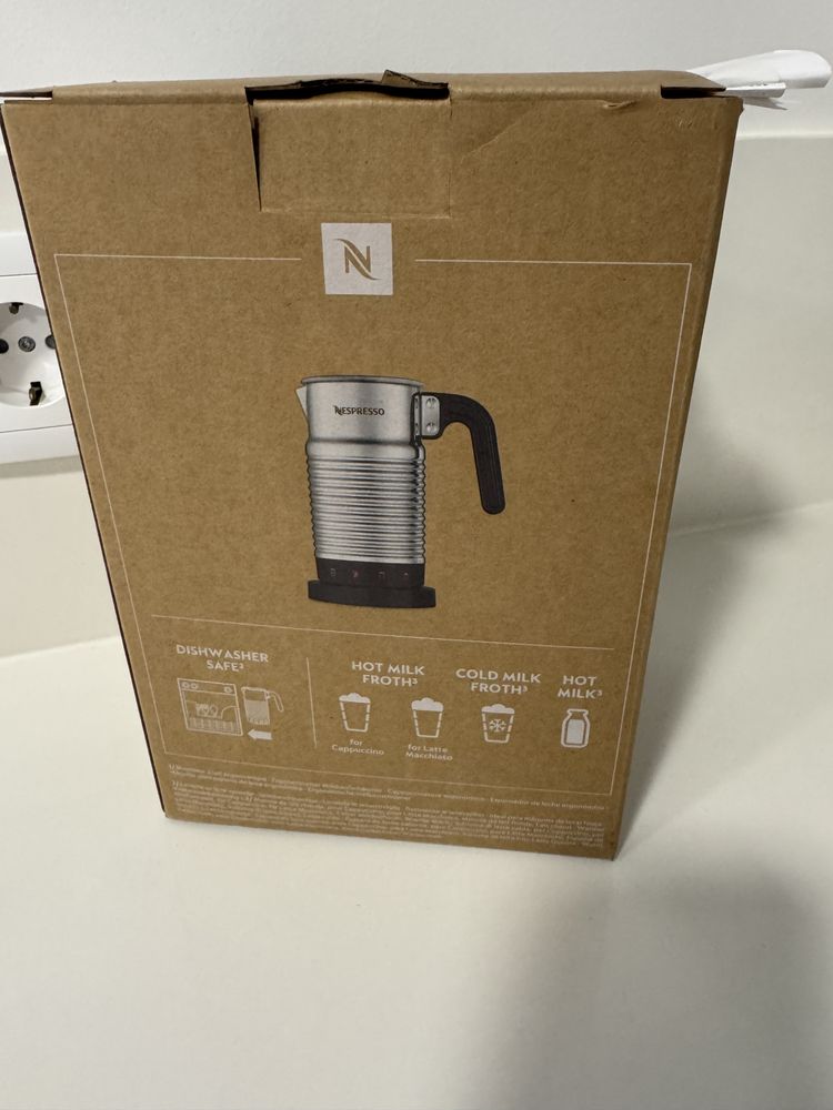 Nespresso Aeroccino 4 NOVO