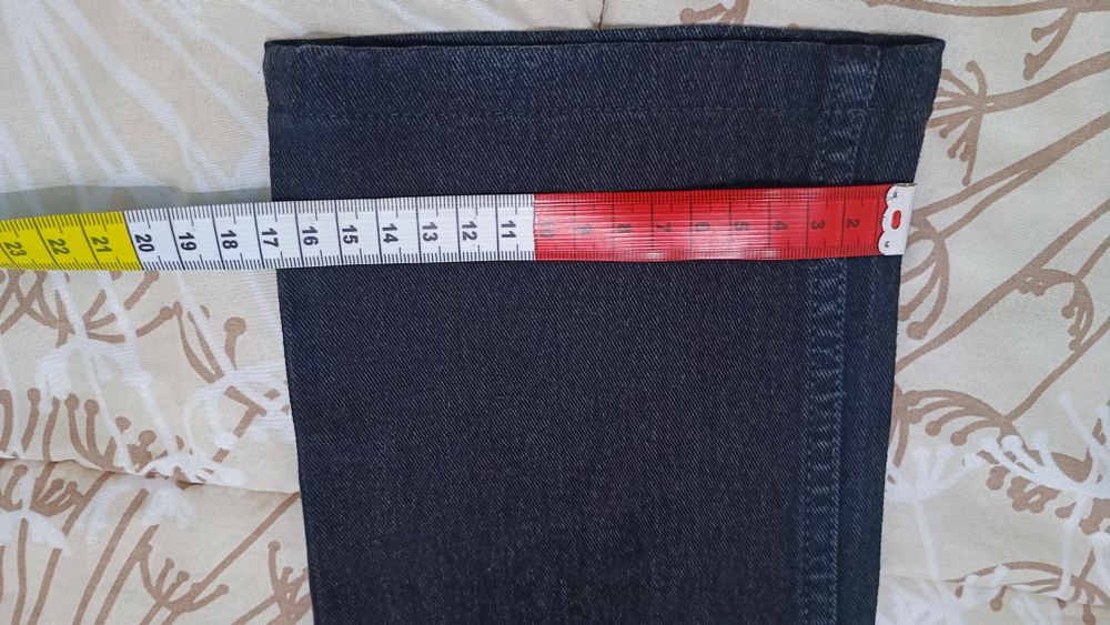 Calças Tiffosi pretas