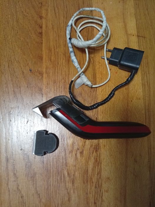 Машинка для стрижки philips