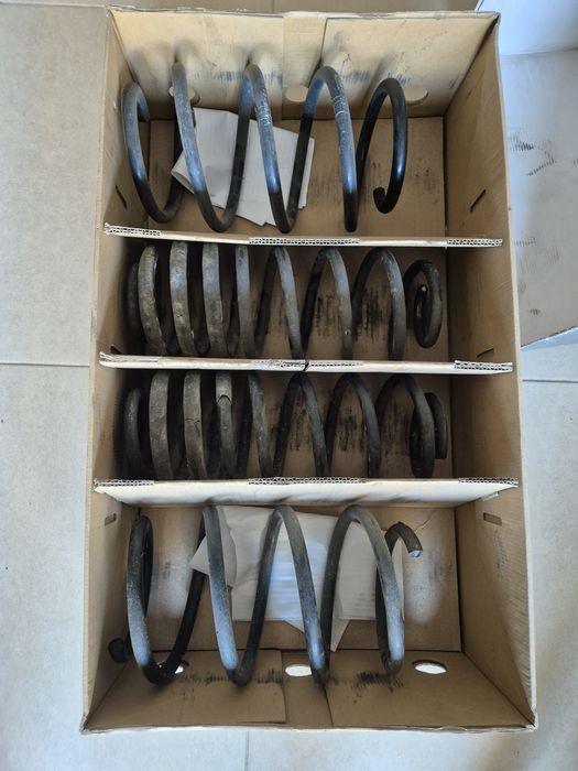 Molas rebaixamento Eibach Toyota Auris 07 - 12