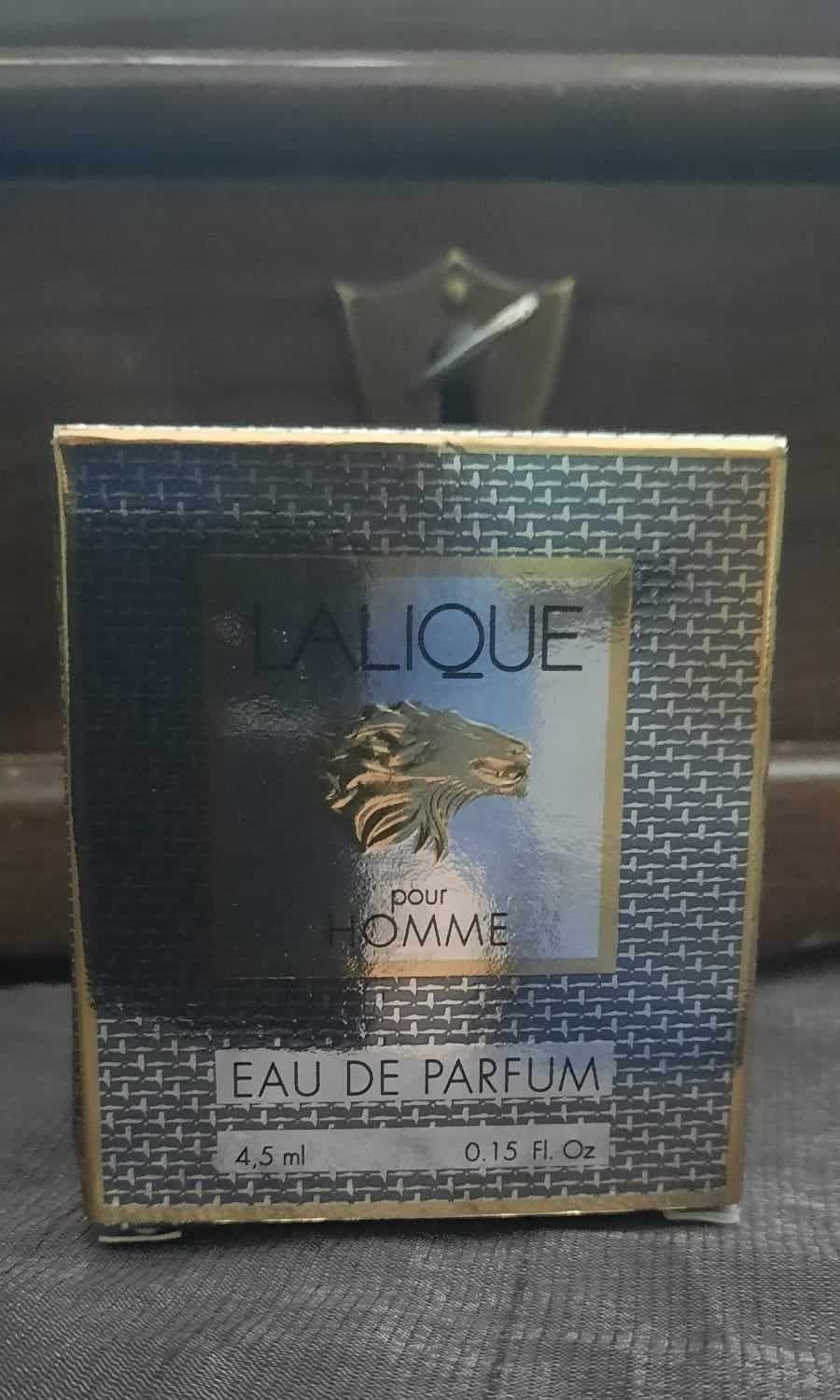 Perfume miniatura original 
15 euros