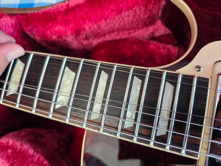 Gibson Les Paul deluxe 70s wine red 2024