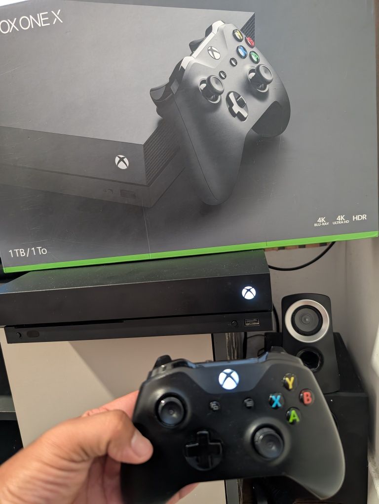 Xbox One X 1TB Memória - 4K