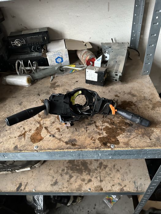 Гитара подрудевой переклбчатель дворников света пежо партнер берлинго