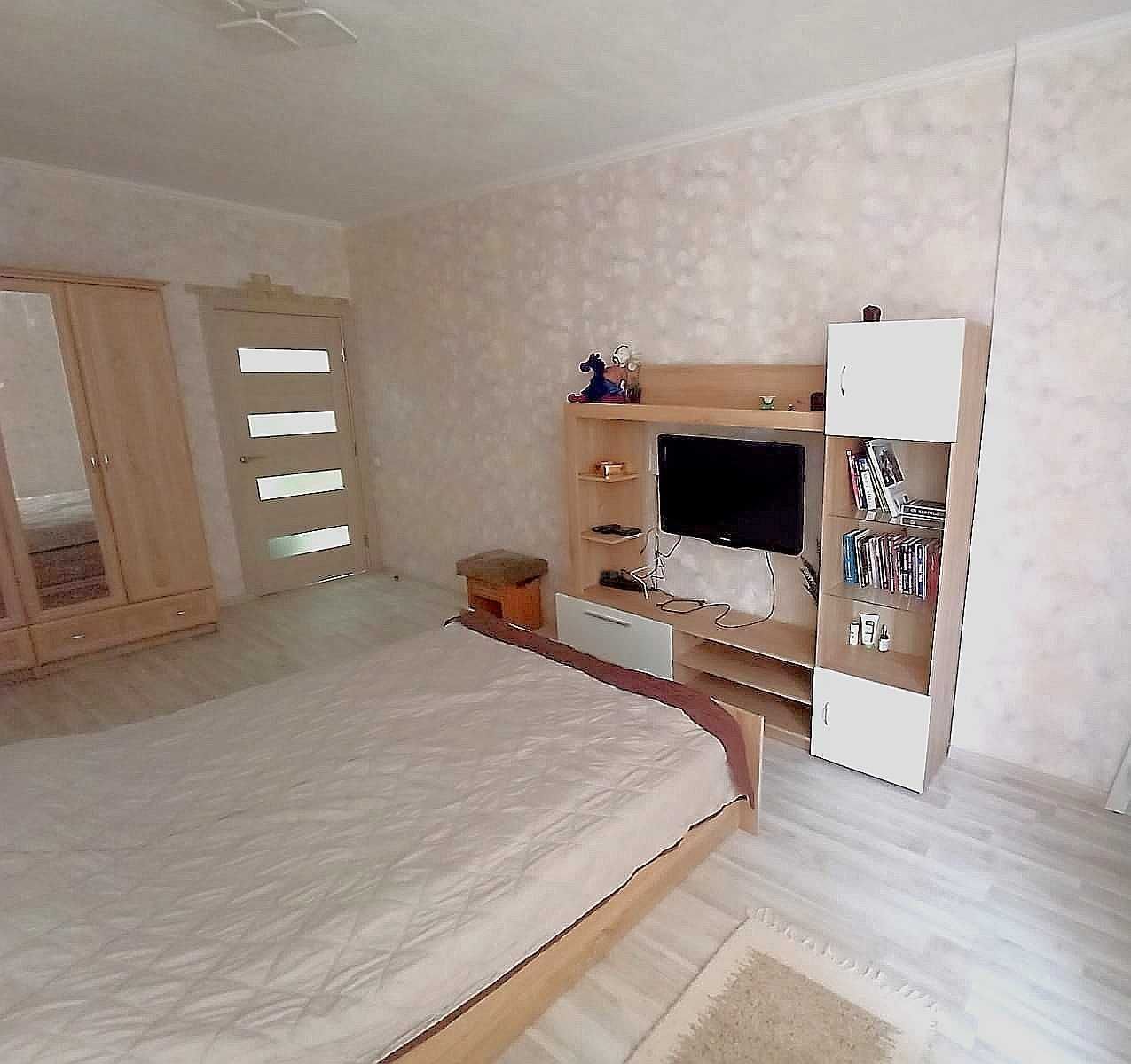 Продам 1кв., 40м2, ремонт, новый дом, мебель.