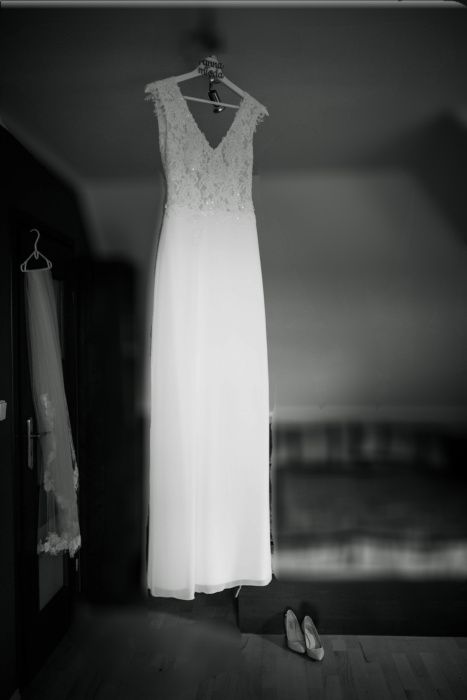 Suknia ślubna 36 XS S + GRATISY, Adria 1802 koronka biała prosta